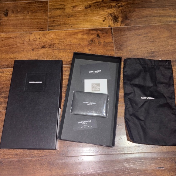 Ysl pouch monogramme - Picture 2 of 3